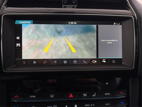 Used 2020 Jaguar F-PACE Prestige AWD/4WD image 36