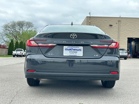 Used 2025 Toyota Camry LE image 5