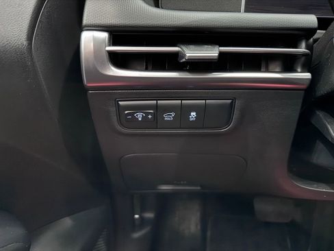 Used 2025 Hyundai Tucson SEL AWD/4WD image 24
