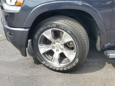 Used 2019 RAM 1500 Laramie w/ Sport Appearance Package AWD/4WD image 4