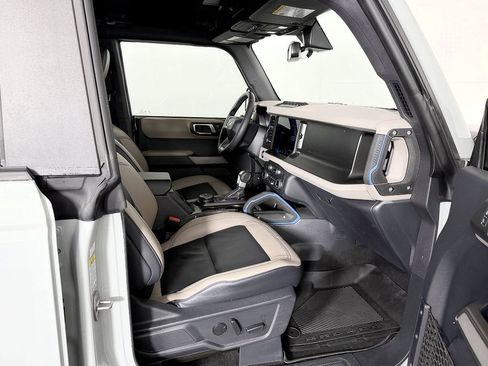 Used 2021 Ford Bronco Wildtrak AWD/4WD image 53