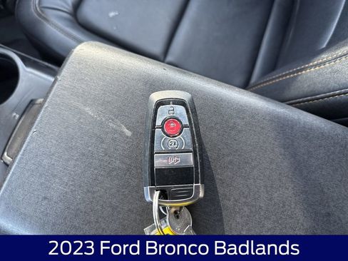 Used 2023 Ford Bronco Badlands AWD/4WD image 25
