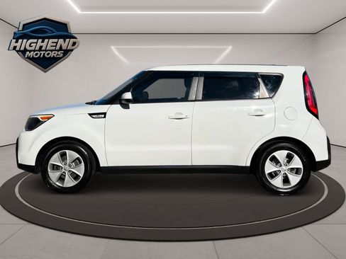 Used 2015 Kia Soul image 3
