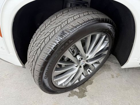 Used 2025 Buick Enclave Avenir w/ Super Cruise Package AWD/4WD image 59