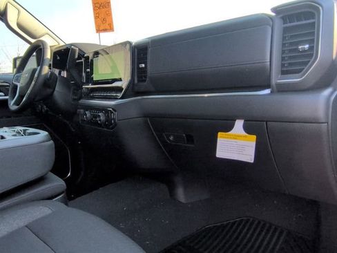 New 2026 Chevrolet Silverado 1500 LT image 28