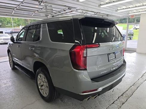 Certified 2025 GMC Yukon Denali AWD/4WD image 3