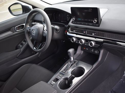 Used 2022 Honda Civic LX image 13