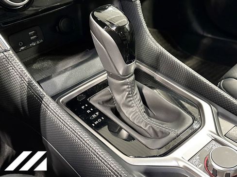 Used 2023 Subaru Forester Touring image 19