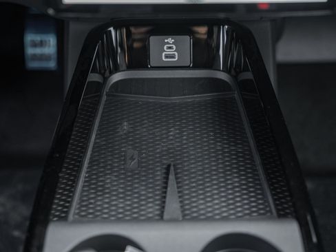 New 2025 Ford Mustang Mach-E Premium w/ Sport Appearance Package image 24