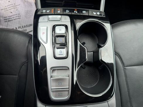 Used 2022 Hyundai Tucson Limited image 16