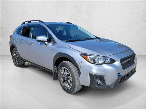 Used 2019 Subaru Crosstrek 2.0i Premium image 3