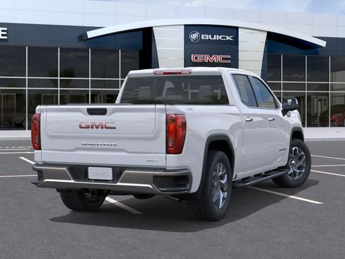New 2026 GMC Sierra 1500 SLT image 4