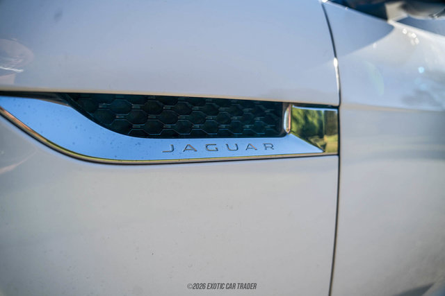 Used 2017 Jaguar F-TYPE Coupe RWD image 34