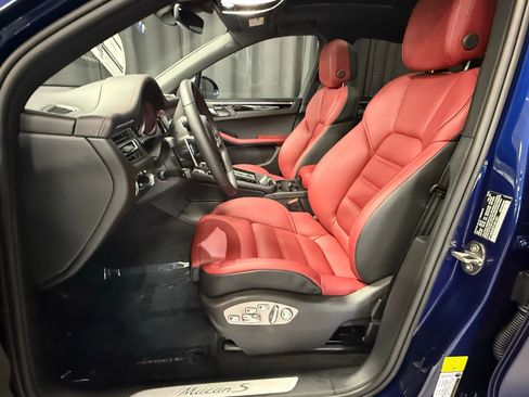 New 2026 Porsche Macan S AWD/4WD image 8