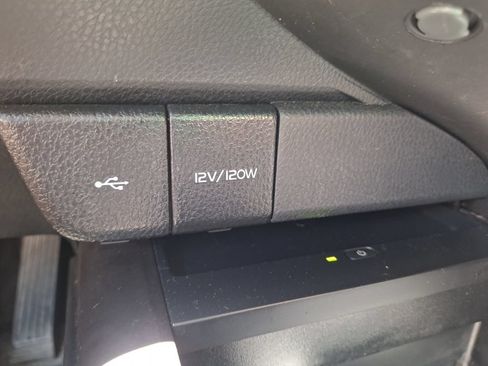 Used 2024 Toyota Camry XSE FWD image 17