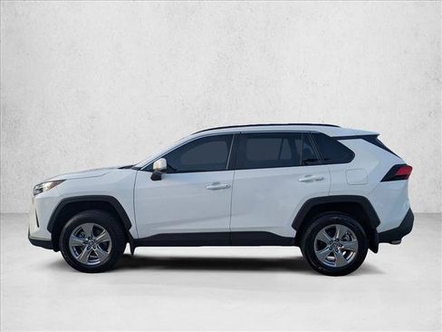 Used 2024 Toyota RAV4 XLE w/ Convenience Package FWD image 9