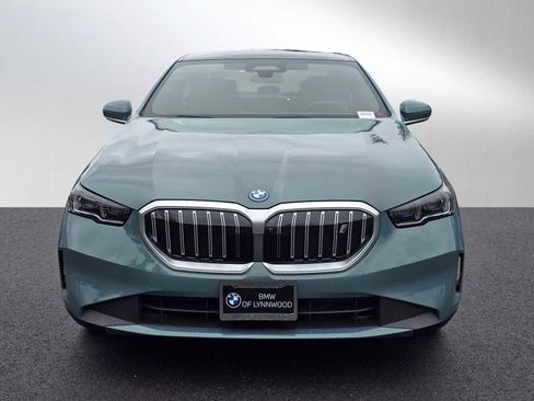 Used 2026 BMW i5 eDrive40 AWD/4WD image 8