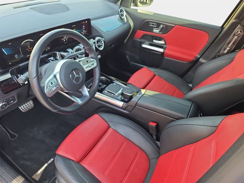 Certified 2022 Mercedes-Benz GLA 35 AMG 4MATIC image 16