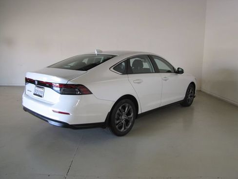 Certified 2023 Honda Accord EX image 25