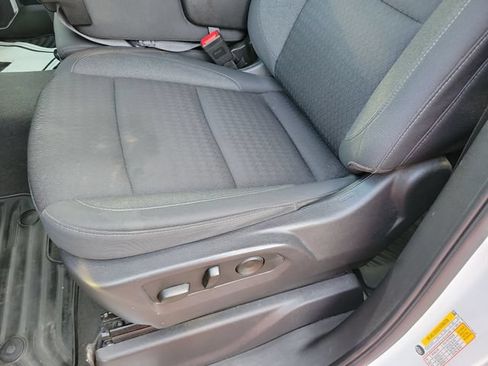 Used 2025 Chevrolet Silverado 1500 LT RWD image 10