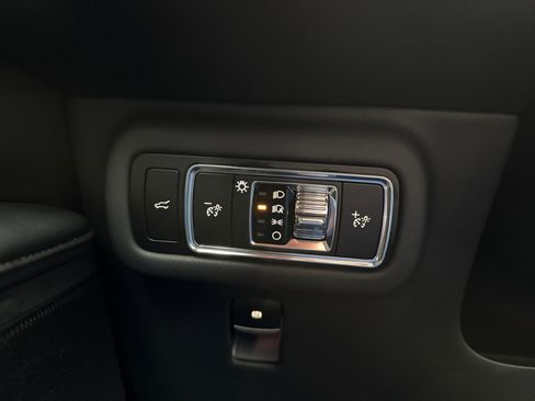 New 2026 Lincoln Nautilus Reserve image 19