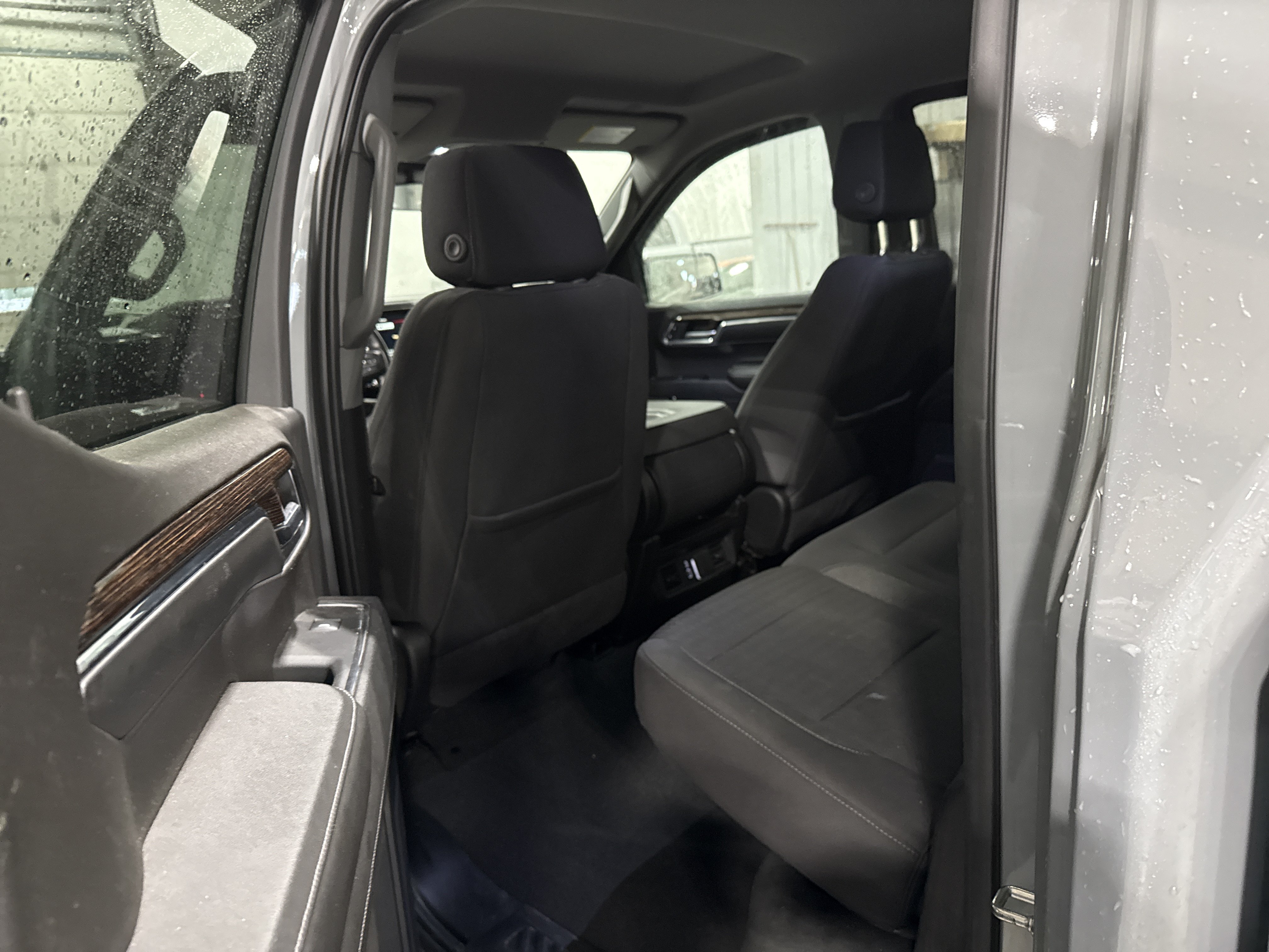 Used 2024 GMC Sierra 1500 Elevation AWD/4WD image 10
