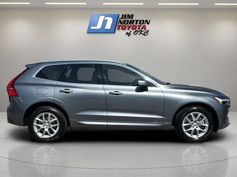 Used 2021 Volvo XC60 T5 Momentum AWD/4WD image 4