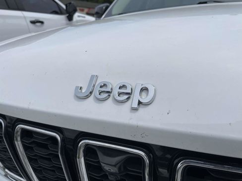 Used 2022 Jeep Grand Cherokee L Limited w/ Luxury Tech Group II AWD/4WD image 5
