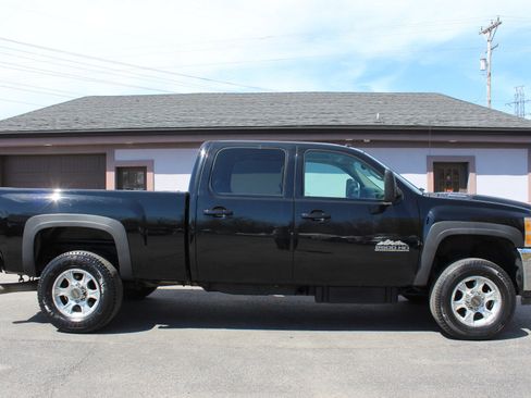 Used 2013 Chevrolet Silverado 2500 LTZ image 3