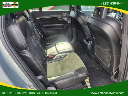 Used 2017 Volvo XC90 T6 R-Design w/ Vision Package image 36