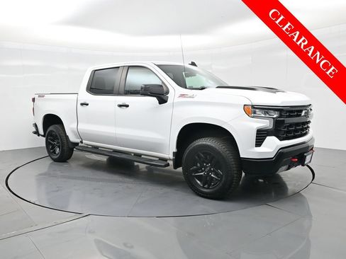 Used 2024 Chevrolet Silverado 1500 LT Trail Boss w/ Protection Package image 4