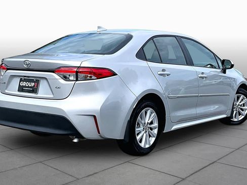 Used 2025 Toyota Corolla LE w/ LE Premium Package FWD image 13