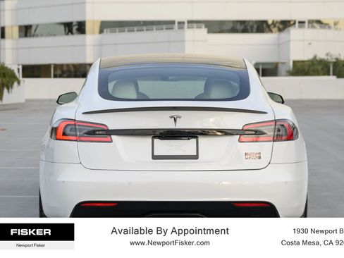 Used 2021 Tesla Model S Plaid image 7