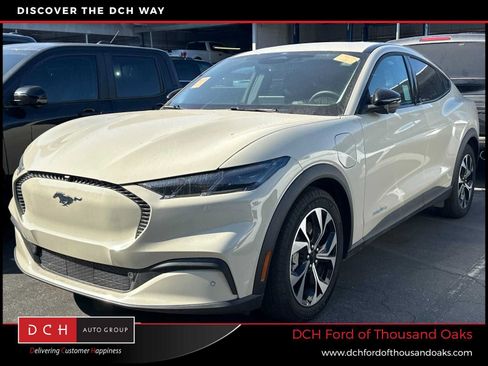 Used 2025 Ford Mustang Mach-E Select w/ Comfort Package Lite AWD/4WD image 1
