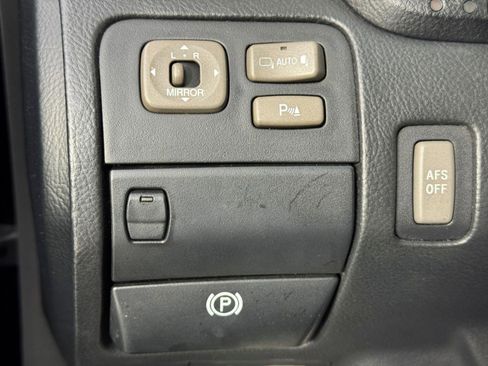 Used 2005 Lexus LS 430 image 16