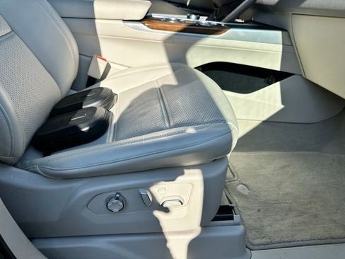 Used 2025 Cadillac Escalade Sport Platinum w/ LPO, ONYX Package image 35