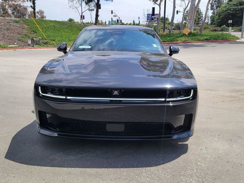 Used 2024 Dodge Charger Daytona R/T w/ Plus Group AWD/4WD image 5