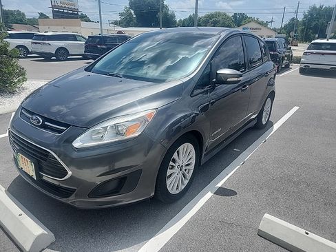 Used 2018 Ford C-MAX SE FWD image 2