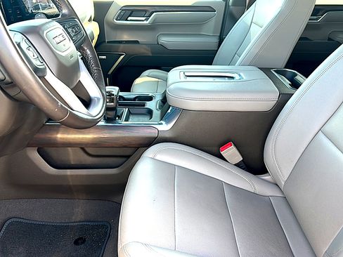 Used 2022 GMC Sierra 1500 SLT image 13