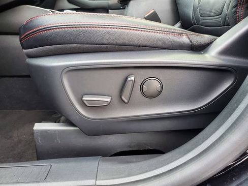 Used 2024 Ford Escape ST-Line Elite w/ Premium Technology Package AWD/4WD image 6
