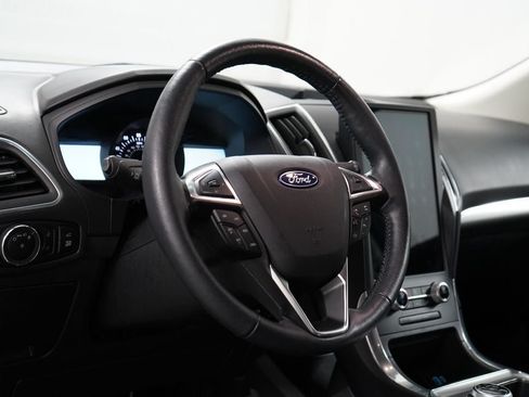 Certified 2023 Ford Edge Titanium AWD/4WD image 13