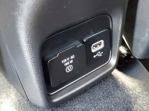 Used 2019 Jeep Compass Limited AWD/4WD image 31
