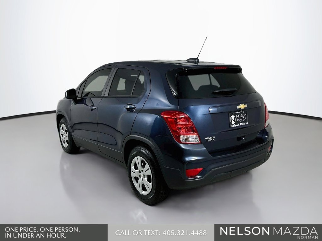 Used 2018 Chevrolet Trax LS w/ Fleet Convenience Package FWD image 8