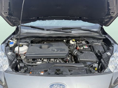 Used 2020 Ford Escape Titanium image 17