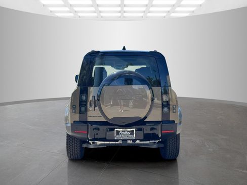 New 2026 Land Rover Defender 110 S AWD/4WD image 6