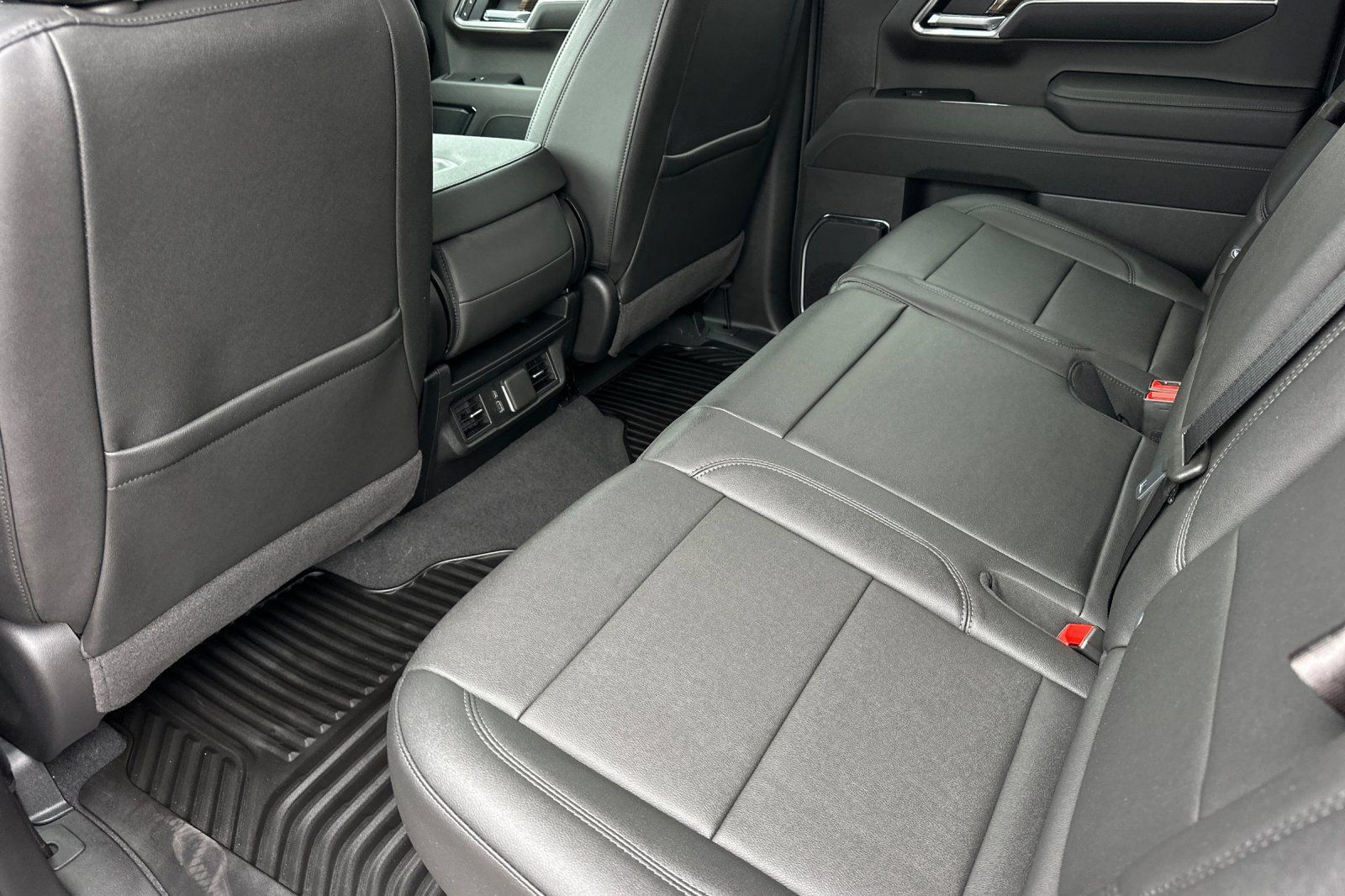 New 2026 Chevrolet Silverado 1500 LT w/ Leather Package RWD image 12