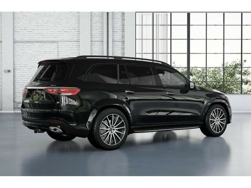 New 2026 Mercedes-Benz GLS 580 4MATIC image 21