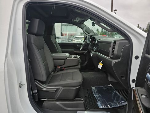 New 2026 GMC Sierra 3500 SLE w/ SLE Convenience Package AWD/4WD image 11