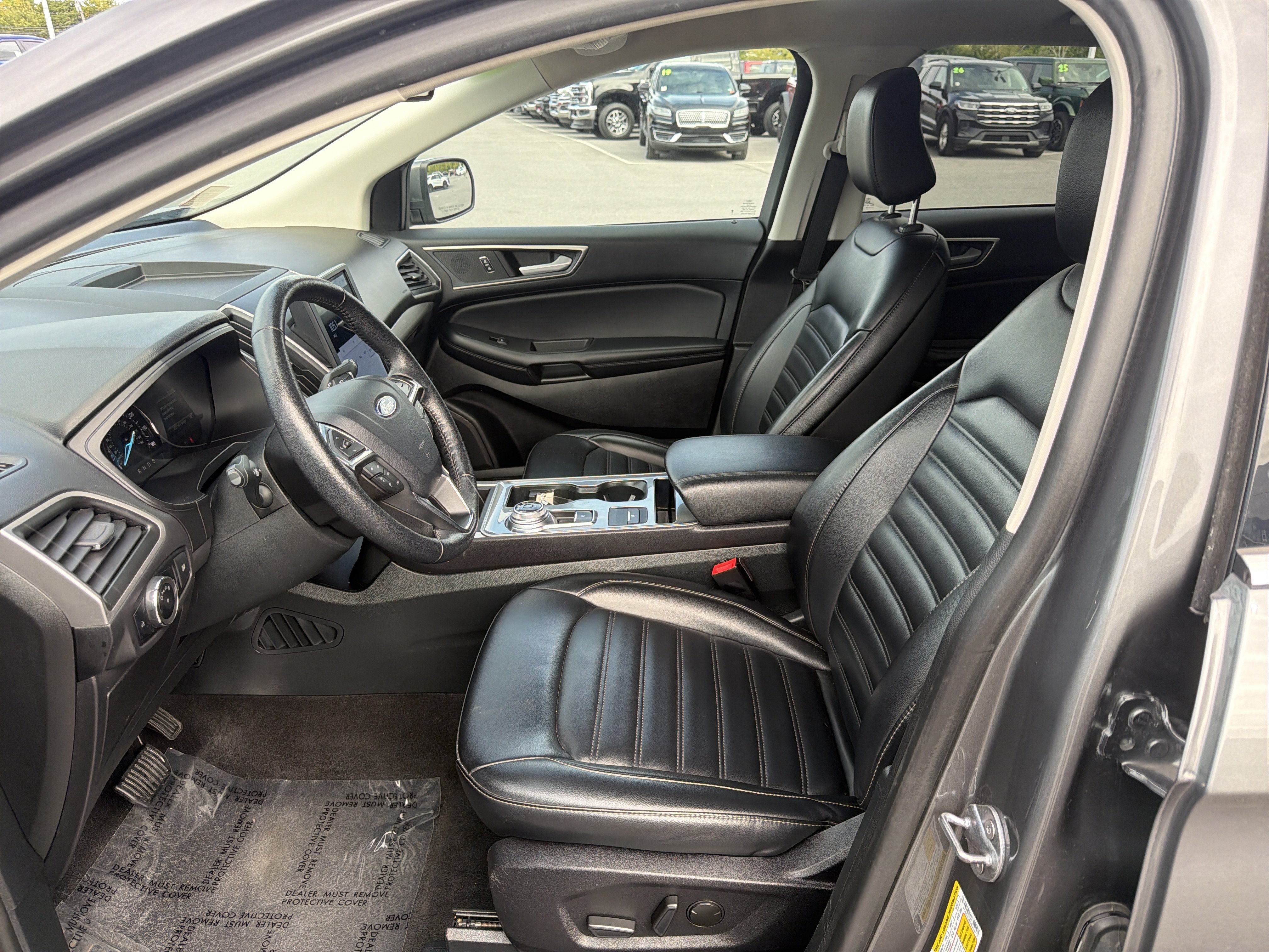 Used 2024 Ford Edge SEL AWD/4WD image 12