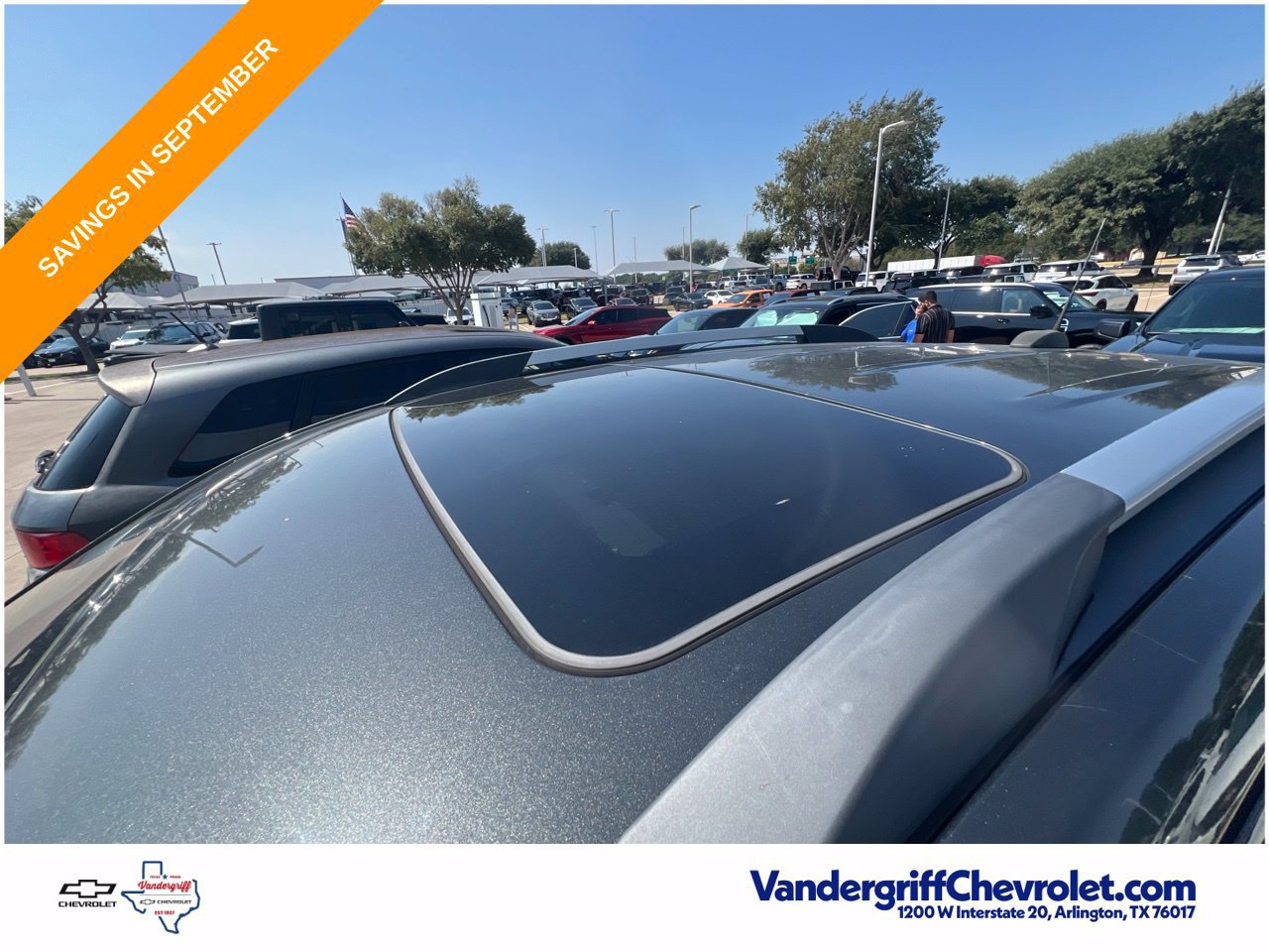 Used 2017 Chevrolet Trax LT w/ Sun & Sound Package FWD image 13